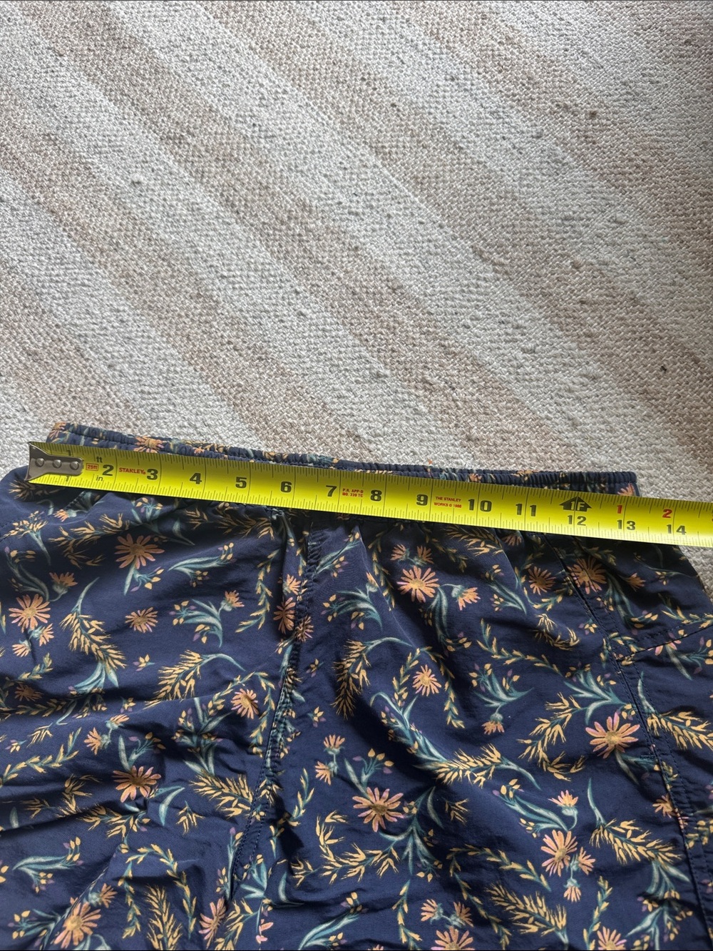 Patagonia Women's Navy Floral Athletic Shorts - Picture 5 of 6